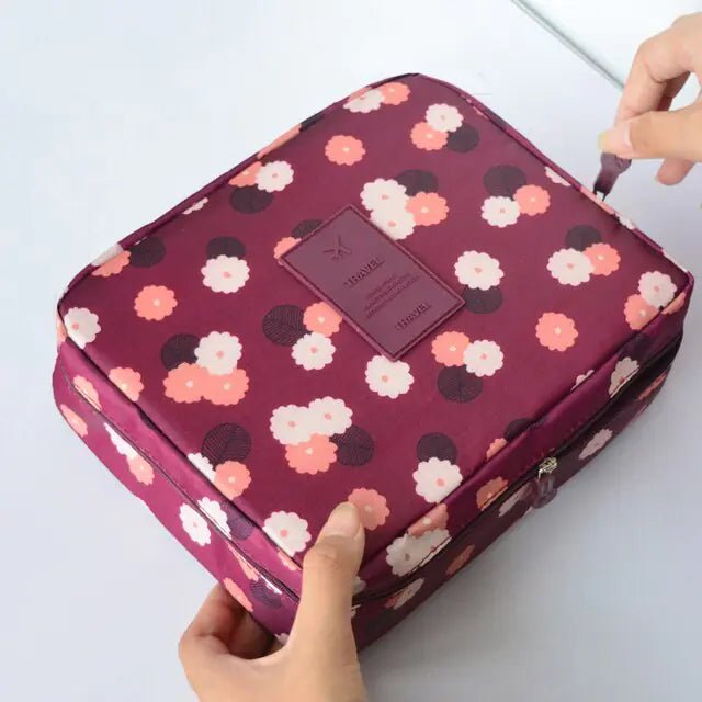 Detachable Cosmetic Travel Bag - Masterpiece With Love